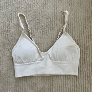 Lululemon- Deep V neck Sports Bra White
